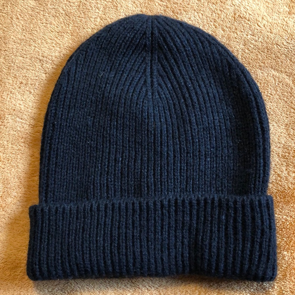 FREE WITH PURCHASE - Plain Black Knit Beanie